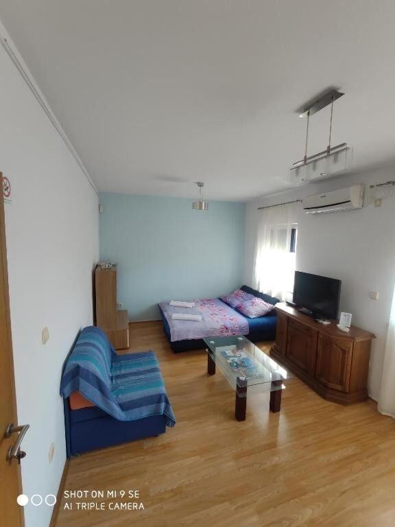 Apartments Antonija - Fitness Vinišće 외부 사진