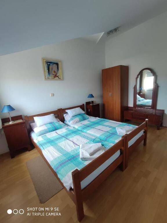 Apartments Antonija - Fitness Vinišće 외부 사진