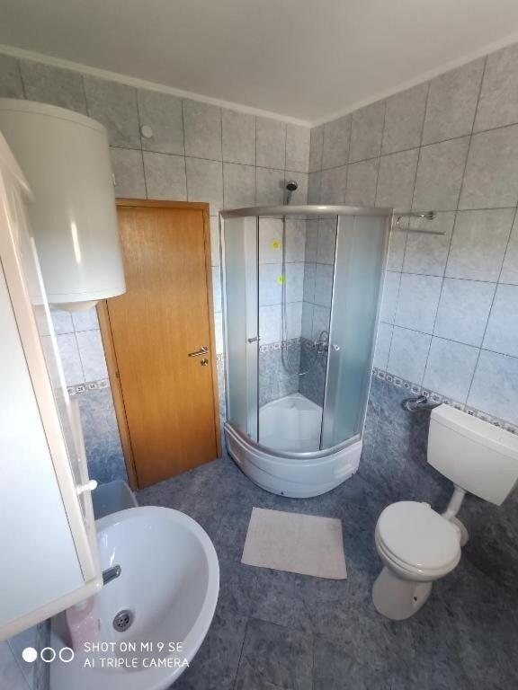 Apartments Antonija - Fitness Vinišće 외부 사진