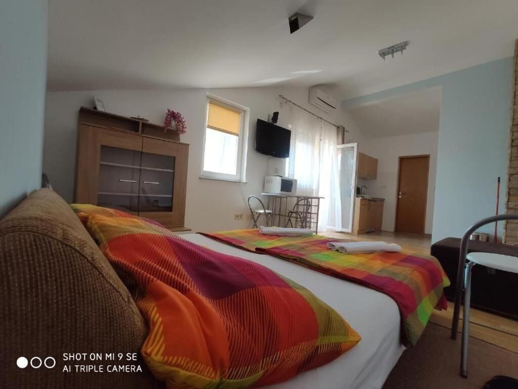 Apartments Antonija - Fitness Vinišće 외부 사진